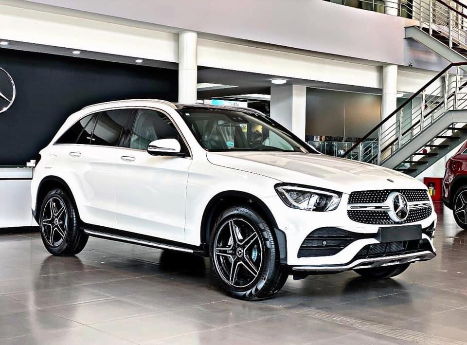 mercedes-glc-300-4matic-9