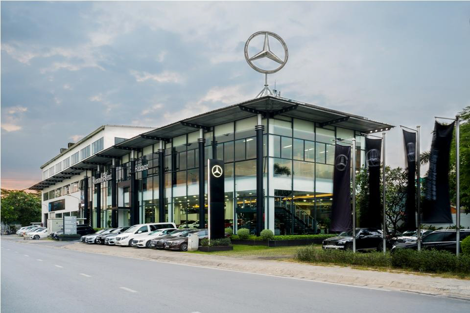 Showroom Mercedes
