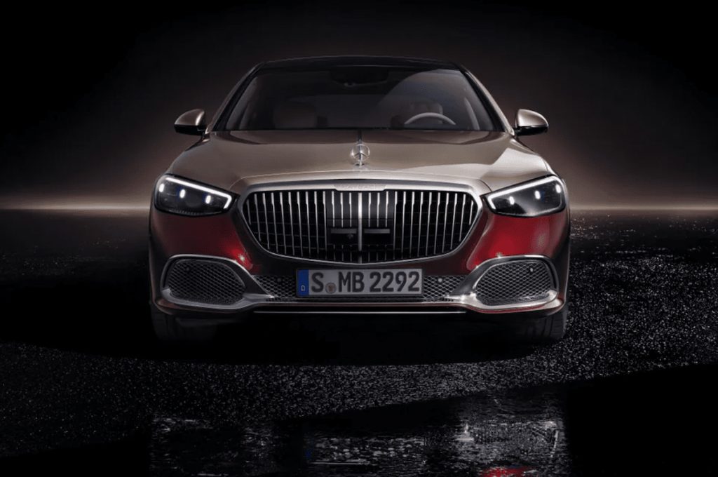 Cụm đèn trước Multi-Beam LED trên xe Maybach S680